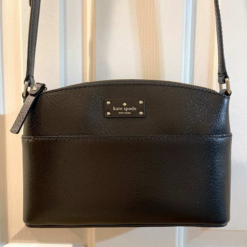 Kate spade black cross body Like new